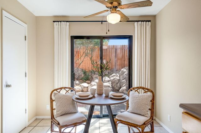7904 Blue Jay Lane NE, Albuquerque, NM 87109
