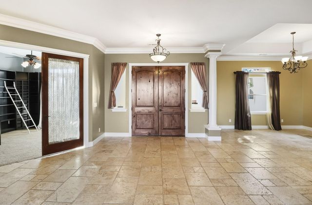 1513 Brinn Drive, Redding, CA 96001