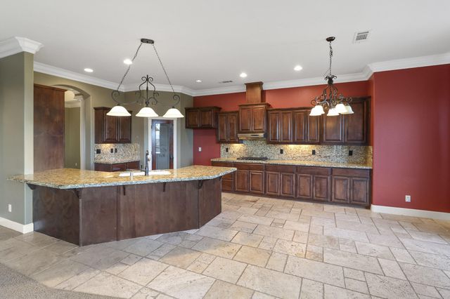 1513 Brinn Drive, Redding, CA 96001