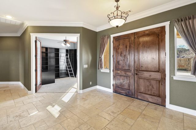 1513 Brinn Drive, Redding, CA 96001