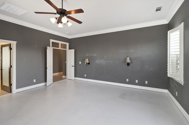 1513 Brinn Drive, Redding, CA 96001