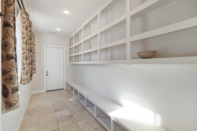 1513 Brinn Drive, Redding, CA 96001