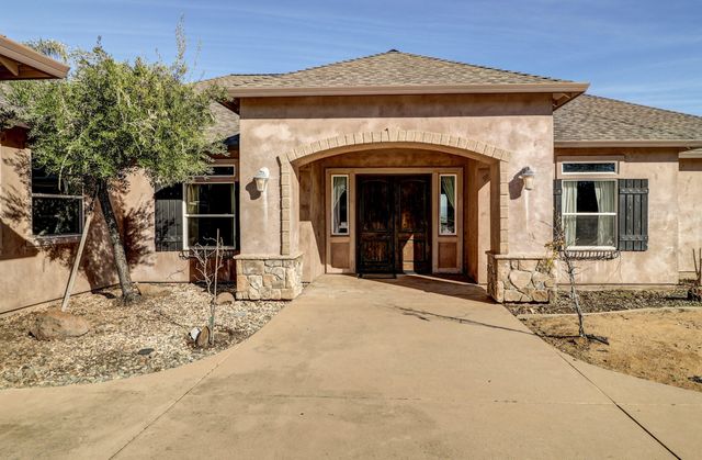 1513 Brinn Drive, Redding, CA 96001