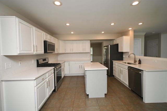 2081 Blankenbecker Drive, Florence, KY 41042