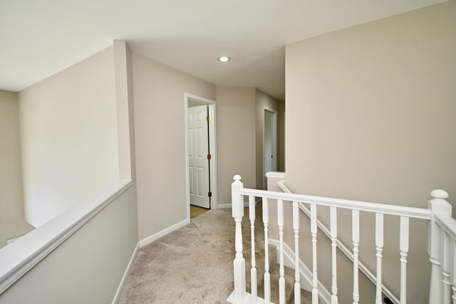 2081 Blankenbecker Drive, Florence, KY 41042