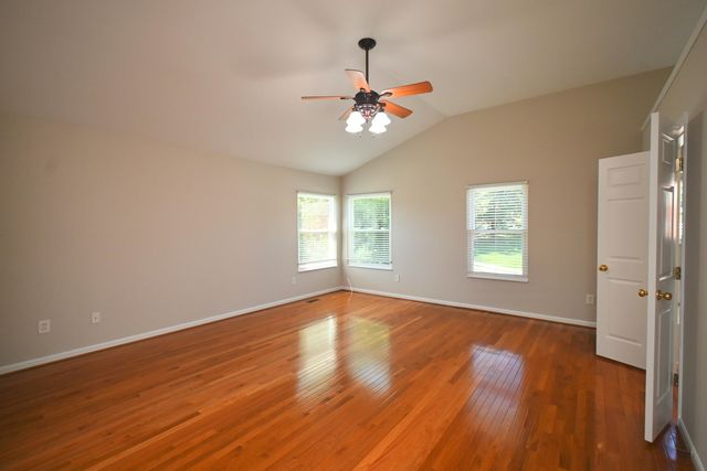 2081 Blankenbecker Drive, Florence, KY 41042