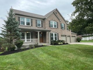 2081 Blankenbecker Drive, Florence, KY 41042