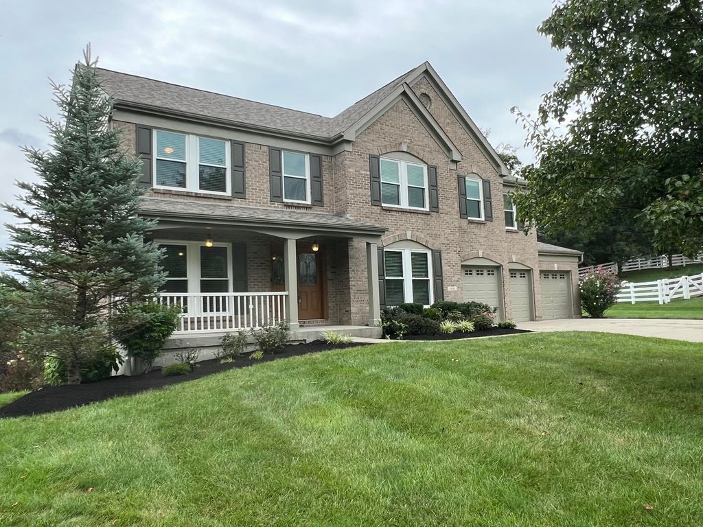 2081 Blankenbecker Drive, Florence, KY 41042
