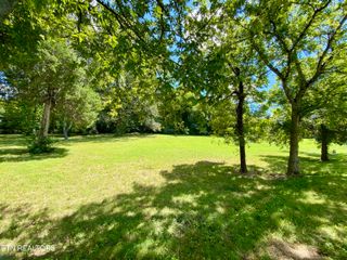 1407 Montvale Rd, Maryville, TN 37803