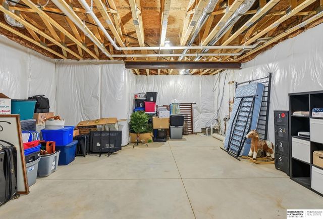19102 Fir Street, Gretna, NE 68028