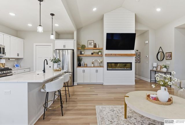 19102 Fir Street, Gretna, NE 68028