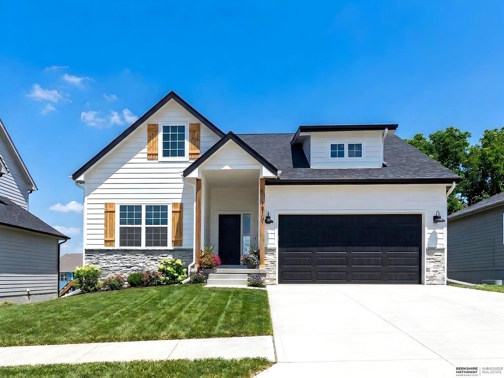 19102 Fir Street, Gretna, NE 68028