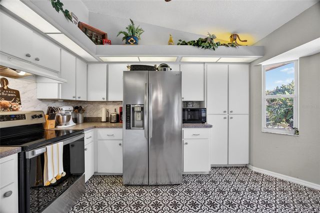 1372 ANNETTE STREET, Port Charlotte, FL 33980