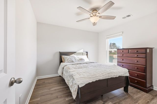 308 Picnic Basket Pl., Longs, SC 29568