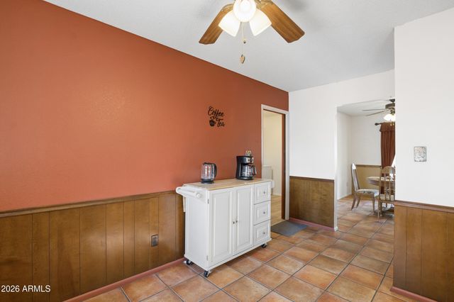 815 S SARANAC Avenue, Mesa, AZ 85208