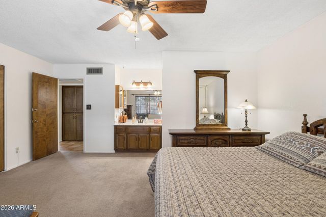 815 S SARANAC Avenue, Mesa, AZ 85208