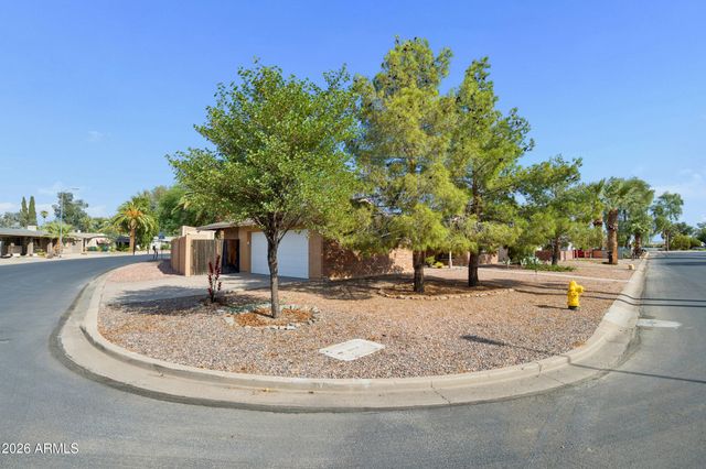 815 S SARANAC Avenue, Mesa, AZ 85208