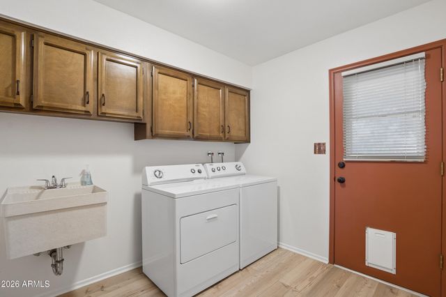 815 S SARANAC Avenue, Mesa, AZ 85208