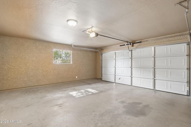 815 S SARANAC Avenue, Mesa, AZ 85208
