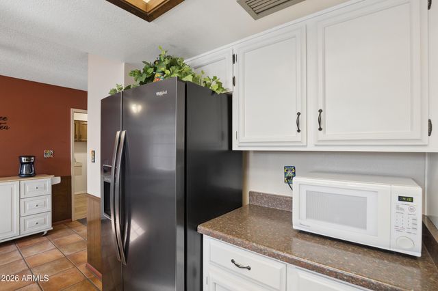 815 S SARANAC Avenue, Mesa, AZ 85208