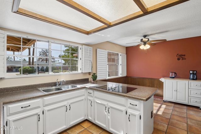815 S SARANAC Avenue, Mesa, AZ 85208