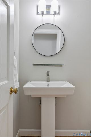 3000 River Hills Ln, Midlothian, VA 23113