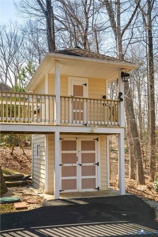 3000 River Hills Ln, Midlothian, VA 23113