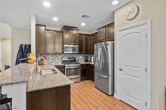 9590 Greensburg Avenue, Las Vegas, NV 89178