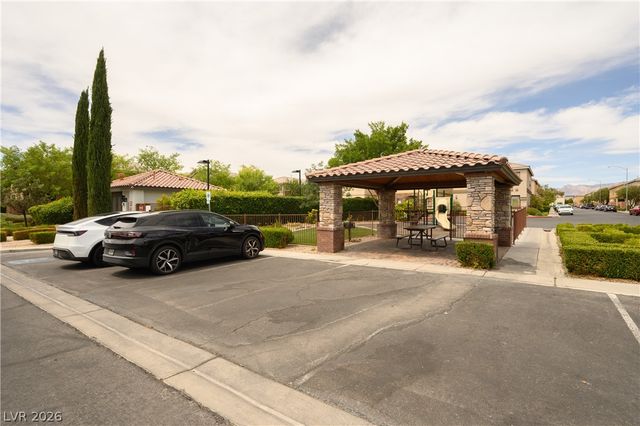 9590 Greensburg Avenue, Las Vegas, NV 89178