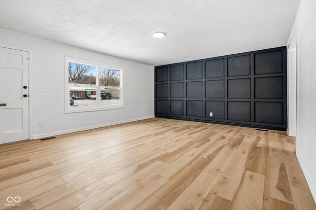 7628 E 34th Place, Indianapolis, IN 46226