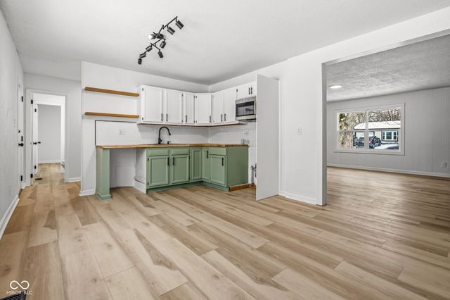 7628 E 34th Place, Indianapolis, IN 46226