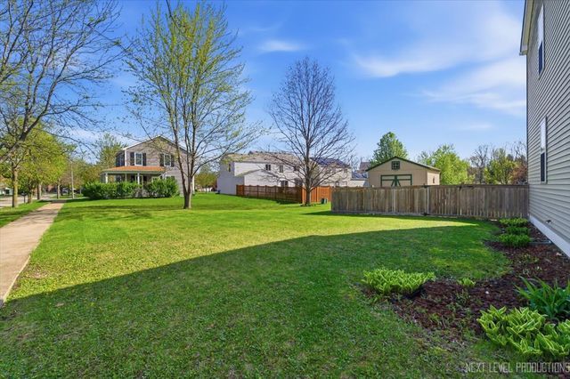 604 Roosevelt Drive, Oswego, IL 60543