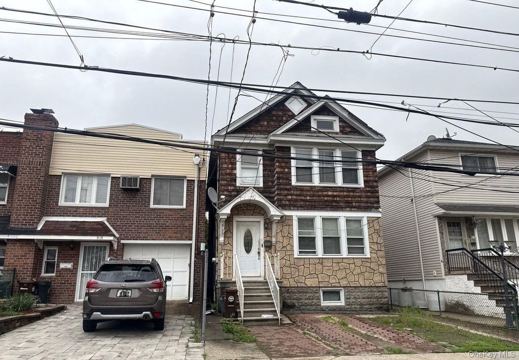 517 College Point Boulevard, College Point, NY 11356 — photo 2