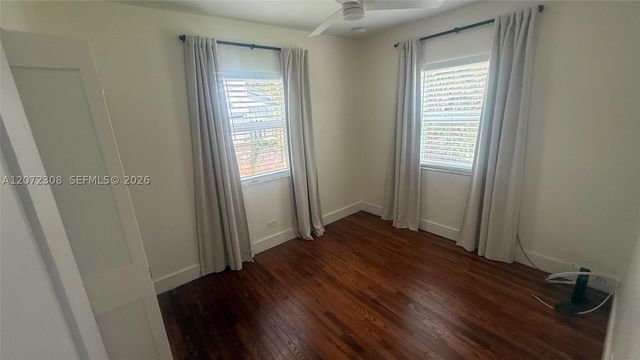 52 NE 51st St, Miami, FL 33137