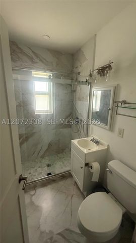 52 NE 51st St, Miami, FL 33137