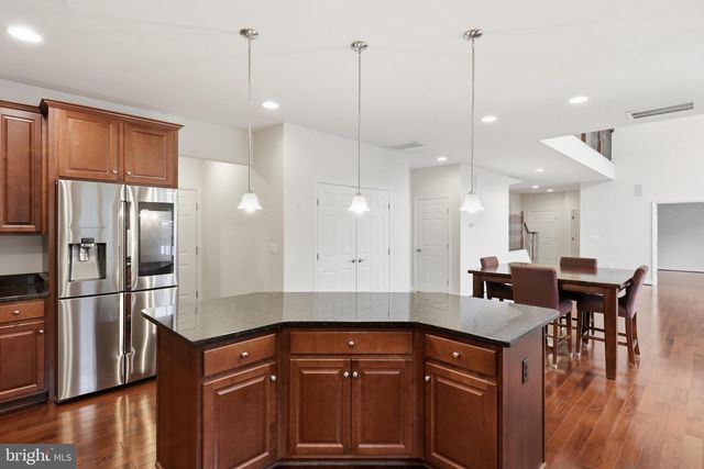 5502 16TH ST N, Arlington, VA 22205