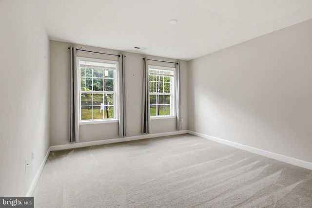 5502 16TH ST N, Arlington, VA 22205