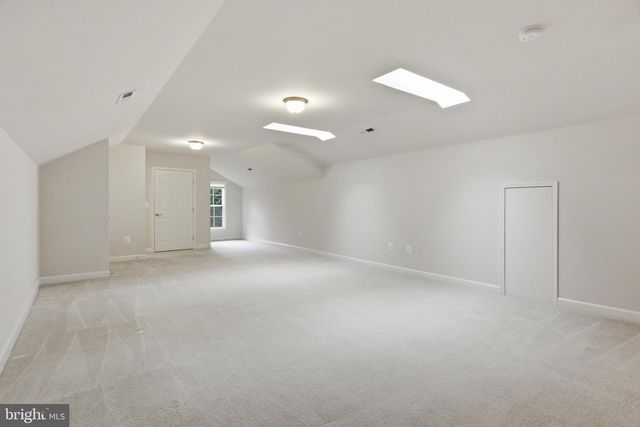 5502 16TH ST N, Arlington, VA 22205