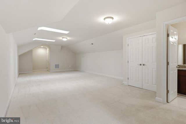 5502 16TH ST N, Arlington, VA 22205