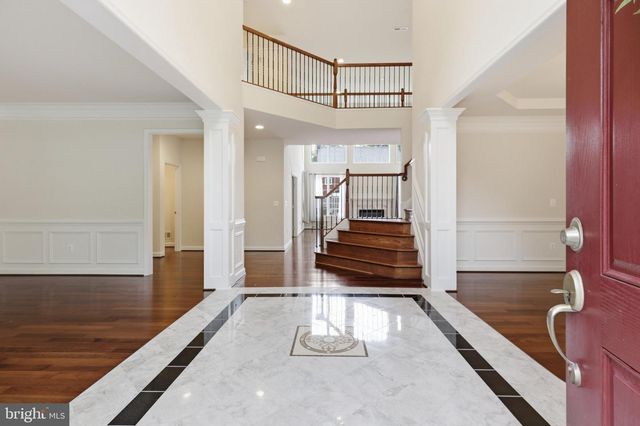 5502 16TH ST N, Arlington, VA 22205