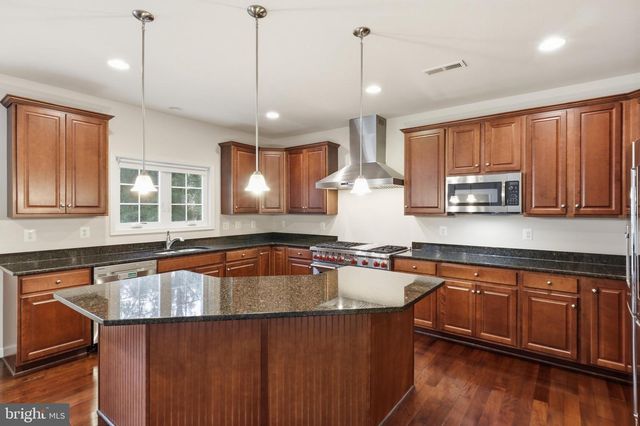 5502 16TH ST N, Arlington, VA 22205