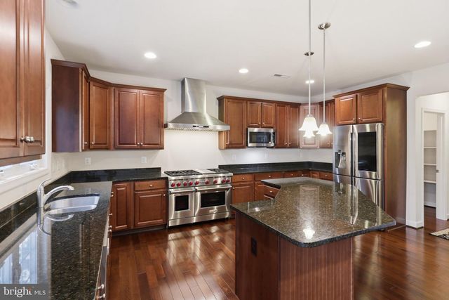 5502 16TH ST N, Arlington, VA 22205