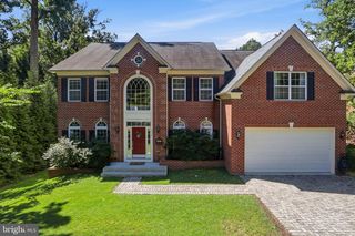 5502 16TH ST N, Arlington, VA 22205