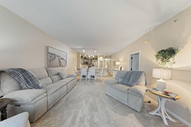 423 Outlook Cove Drive, La Porte, IN 46350