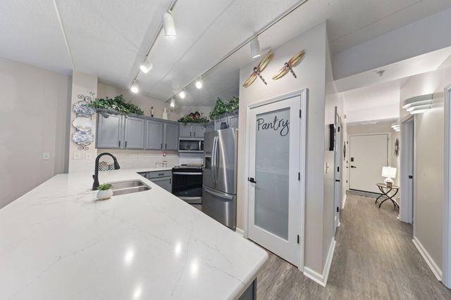 423 Outlook Cove Drive, La Porte, IN 46350