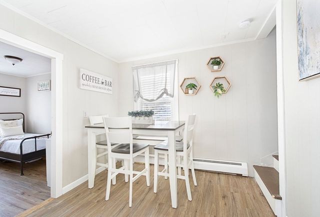 8 Mumford Rd, Sutton, MA 01590