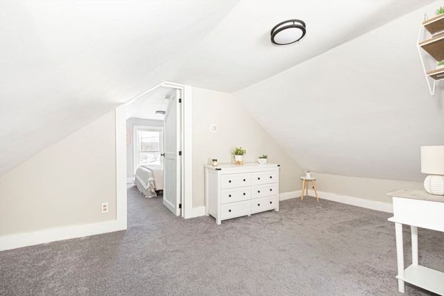 8 Mumford Rd, Sutton, MA 01590