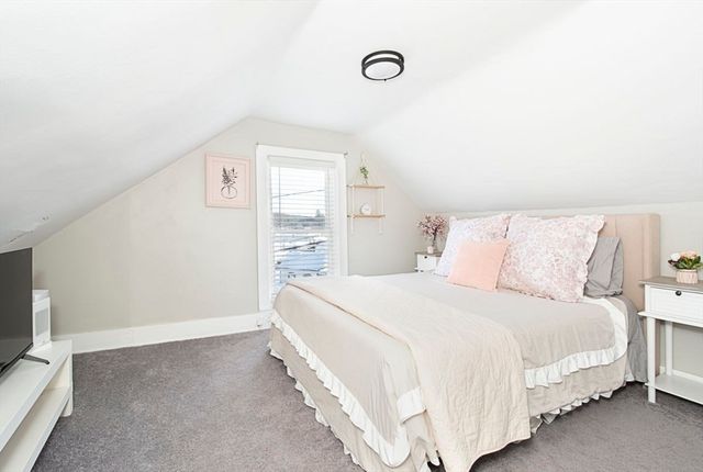 8 Mumford Rd, Sutton, MA 01590