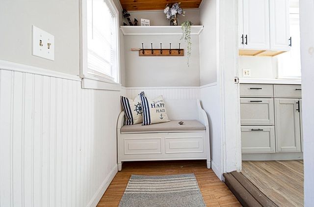 8 Mumford Rd, Sutton, MA 01590