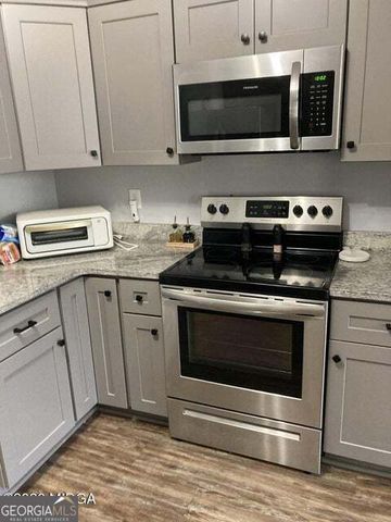 14 Creekview Drive, Forsyth, GA 31029